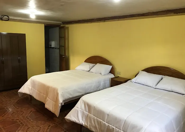 Laureles Sacred Valley ホームステイ ウルバンバ